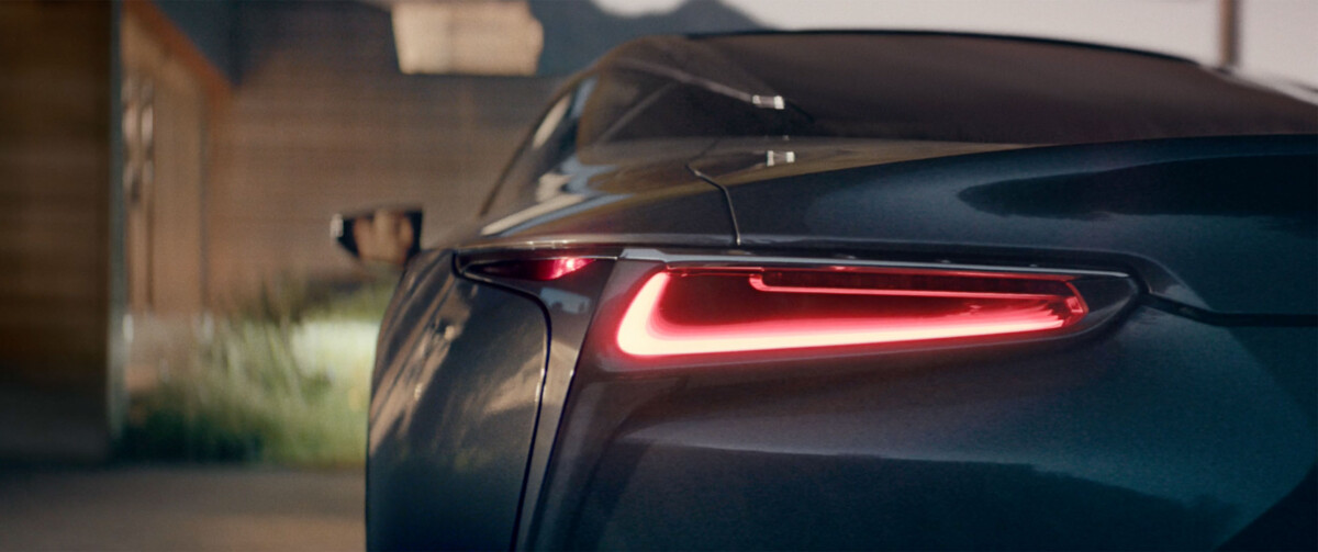 Vislab Lexus Extraordinary / ManvsMachine